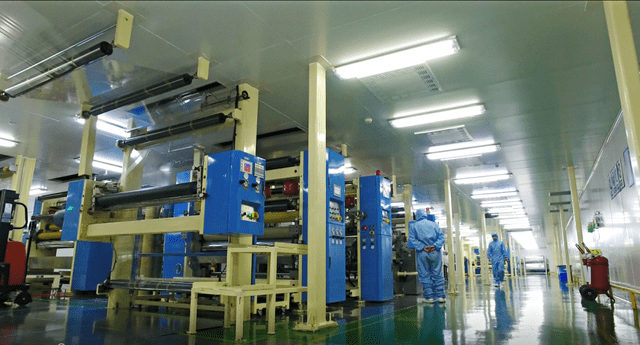 優(yōu)瑪汽車膜蟬聯(lián)&ldquo;3.15產(chǎn)品和服務(wù)質(zhì)量誠信承諾&rdquo;主題活動多項榮譽殊榮